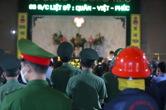 Nghẹn ngào lễ di quan ba liệt sĩ Cảnh sát phòng cháy chữa cháy-2