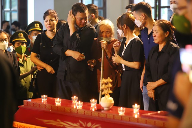 Nghẹn ngào lễ di quan ba liệt sĩ Cảnh sát phòng cháy chữa cháy-8