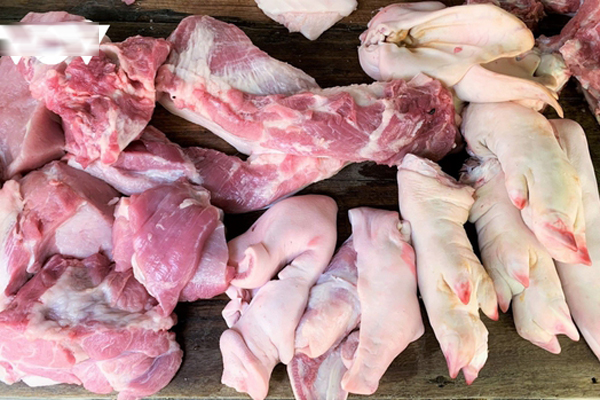 Ăn vạ giá xăng dầu quá lâu, rau thịt nay mới bớt đắt đỏ-2