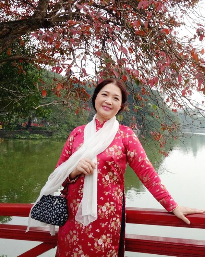 Tuổi xế chiều bình lặng, hạnh phúc của NSƯT Lê Vân-10