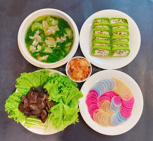 Mẹ đảm Hà Nội với mâm cơm rực rỡ sắc màu hấp dẫn, nguyên liệu đơn giản nhưng biến tấu ngon miệng, đẹp mắt-12