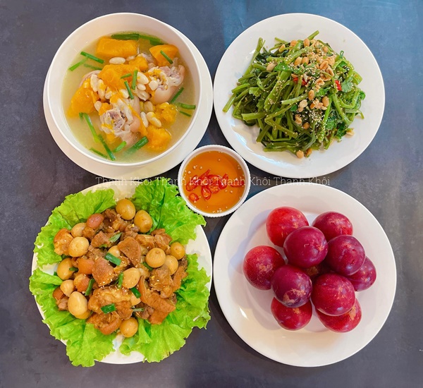 Mẹ đảm Hà Nội với mâm cơm rực rỡ sắc màu hấp dẫn, nguyên liệu đơn giản nhưng biến tấu ngon miệng, đẹp mắt-4