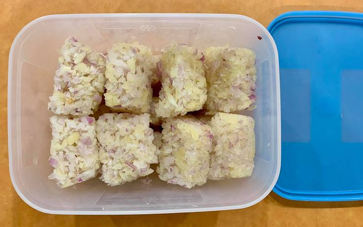 4 cách lột vỏ tỏi cực nhanh, không sợ hôi tay-4