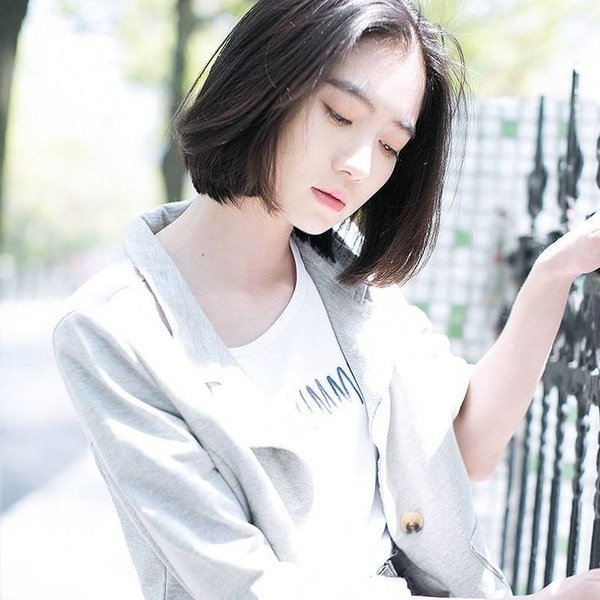 10 kiểu tóc tăng thêm nét duyên dáng cho khuôn mặt, nàng nào cũng nên thử-3