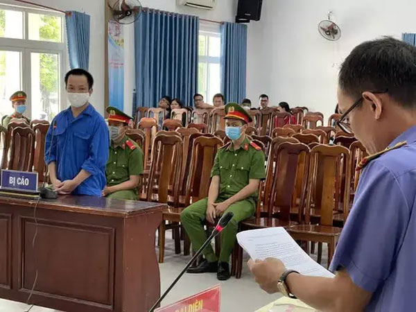 Vợ xin chồng cho cắn thử thuốc lắc để giải tỏa áp lực cuộc sống”-1