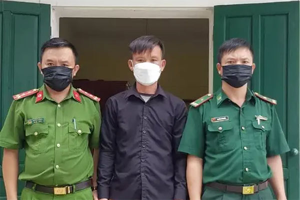 Tạm giữ thanh niên đánh đập bé 3 tuổi rồi bỏ tủ cấp đông-2