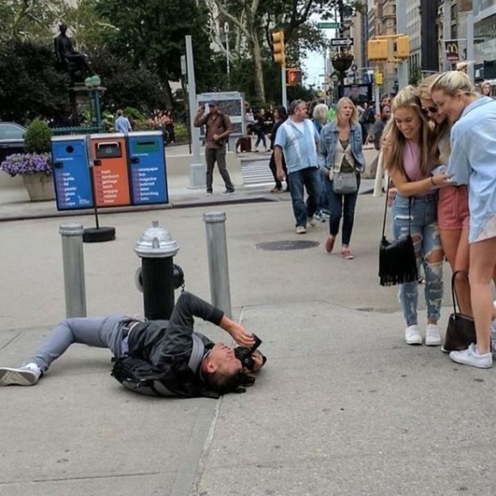 Muôn kiểu lăn xả dở khóc dở cười khi các chàng trai chụp ảnh cho nóc nhà-1