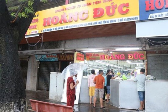 Vụ cướp tiệm vàng ở chợ Đông Ba: Đối tượng lấy súng từ đâu?