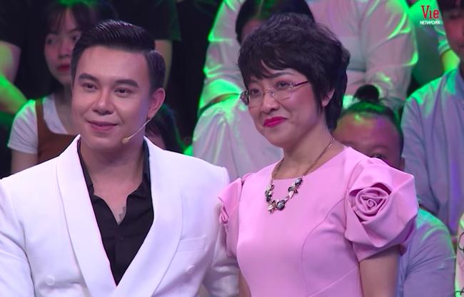 Ký ức vui vẻ: MC Lại Văn Sâm xuất hiện, nói lời xúc động với Thảo Vân-3