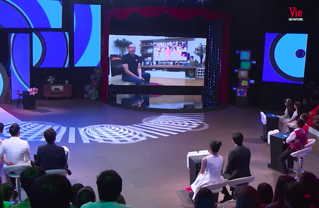 Ký ức vui vẻ: MC Lại Văn Sâm xuất hiện, nói lời xúc động với Thảo Vân-2