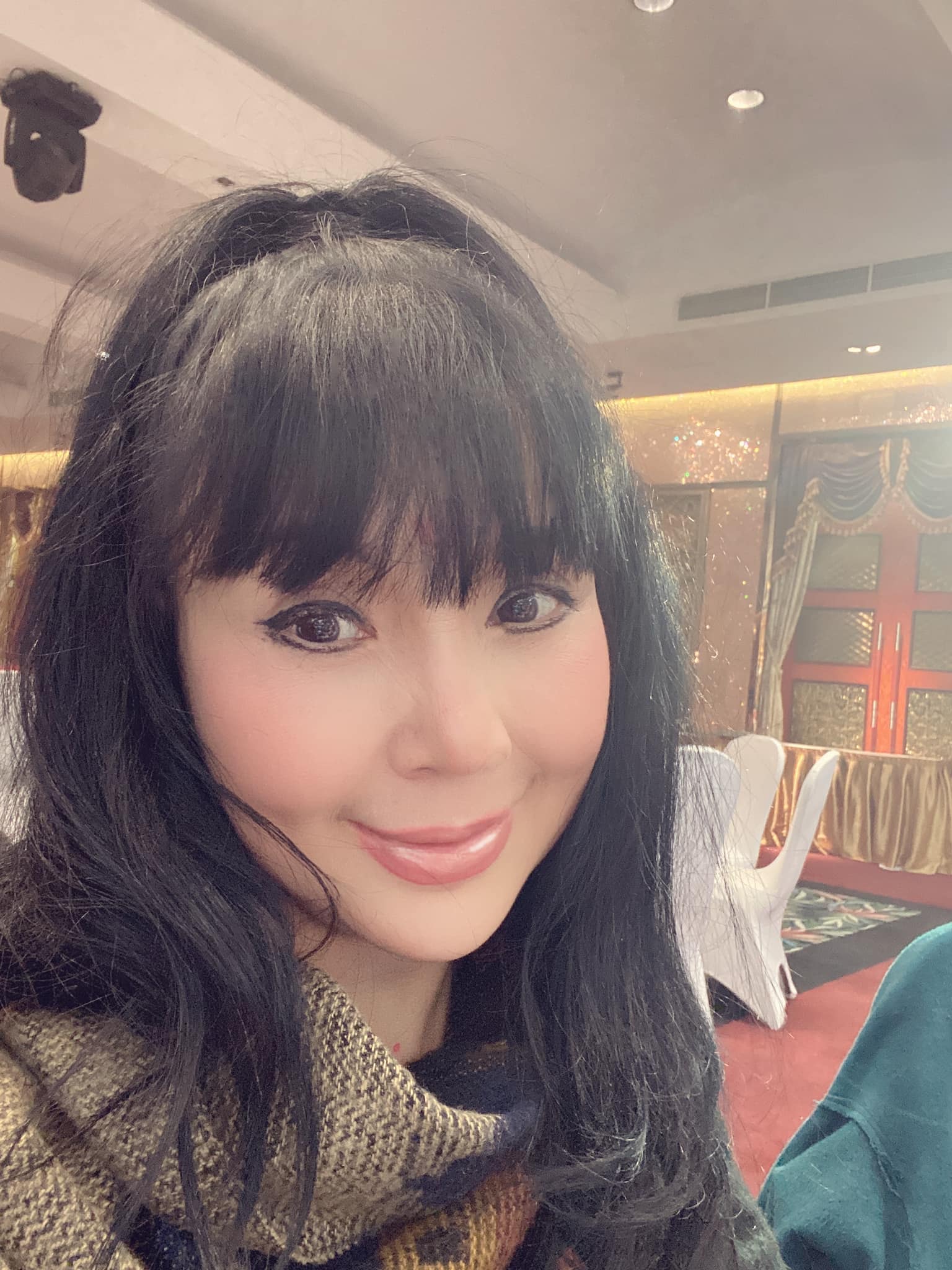 Cuộc sống của NSND Lan Hương Em bé Hà Nội ở tuổi 59: Bình yên bên chồng, muốn đóng phim-5