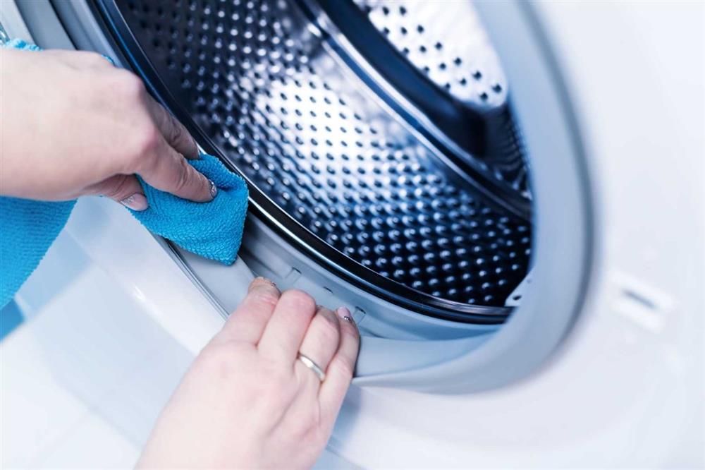 Sử dụng máy giặt ít hơn một bước sẽ khiến quần áo bị mốc và có mùi! Đây mới là cách làm đúng-4