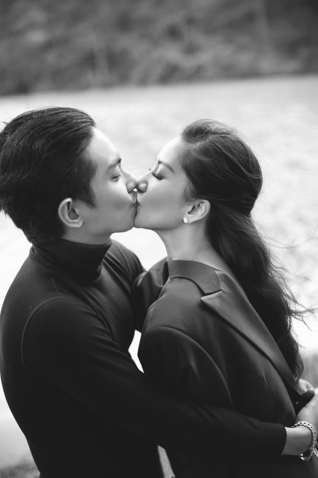 Nụ hôn của Khánh Thi, Phan Hiển khiến dân mạng phát sốt-1