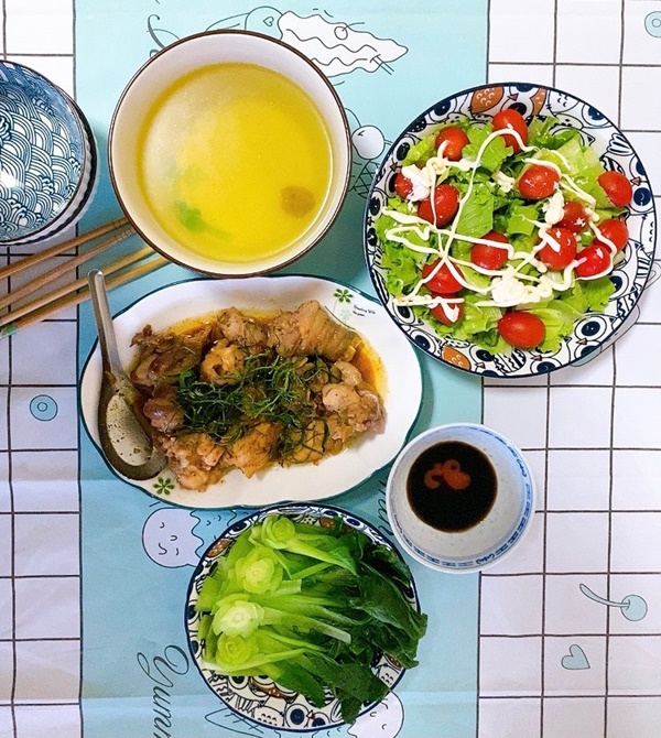 Nhớ cơm Việt, chàng trai trẻ du học Đài Loan đích thân vào bếp nấu toàn món ăn ngon, chế biến đơn giản lại siêu tiết kiệm-6