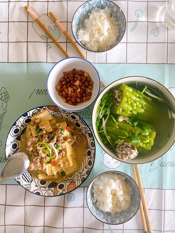 Nhớ cơm Việt, chàng trai trẻ du học Đài Loan đích thân vào bếp nấu toàn món ăn ngon, chế biến đơn giản lại siêu tiết kiệm-18