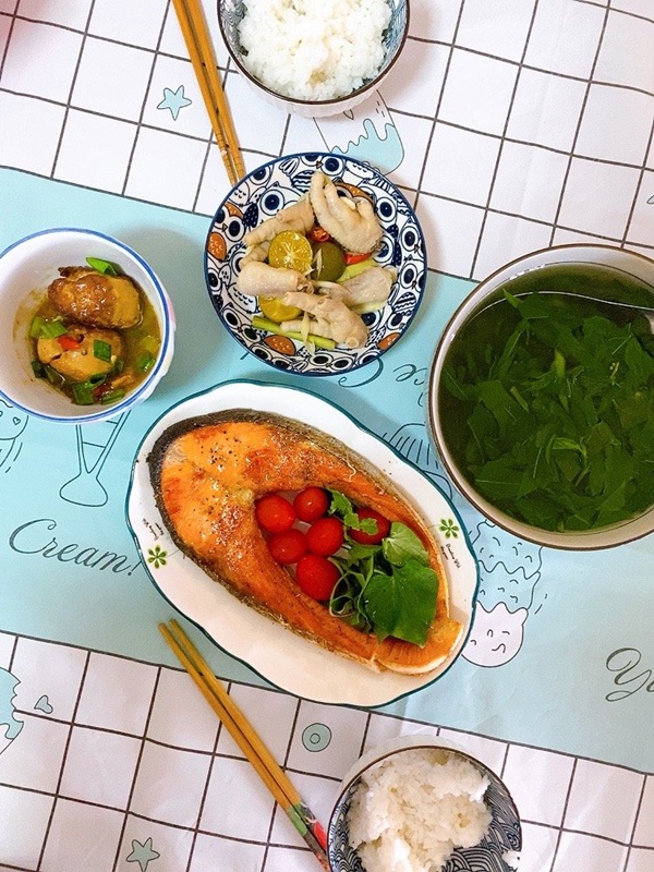 Nhớ cơm Việt, chàng trai trẻ du học Đài Loan đích thân vào bếp nấu toàn món ăn ngon, chế biến đơn giản lại siêu tiết kiệm-21