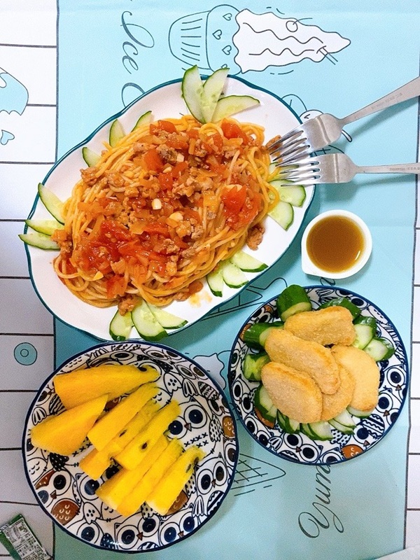 Nhớ cơm Việt, chàng trai trẻ du học Đài Loan đích thân vào bếp nấu toàn món ăn ngon, chế biến đơn giản lại siêu tiết kiệm-22