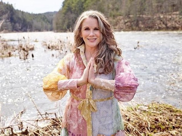 Diễn viên Ngôi nhà nhỏ trên thảo nguyên” bỏ hào quang về quê tận hưởng cuộc sống như trong phim-2