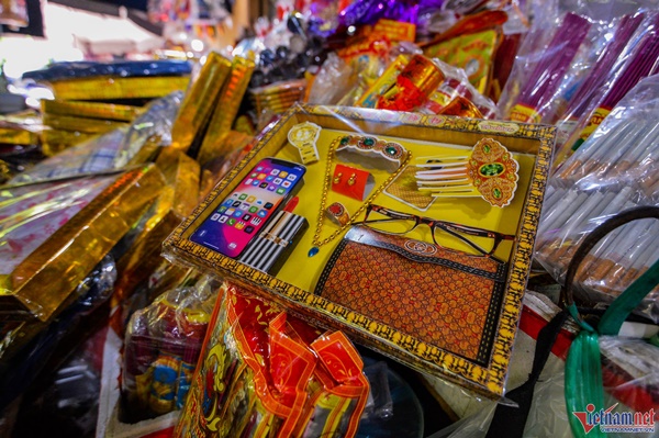 Biệt thự sân vườn có bể bơi cho người cõi âm mùa Vu Lan-7