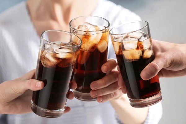 3 món nước gây lão hóa não siêu nhanh, loại cuối còn khiến chị em xuống sắc trầm trọng-1