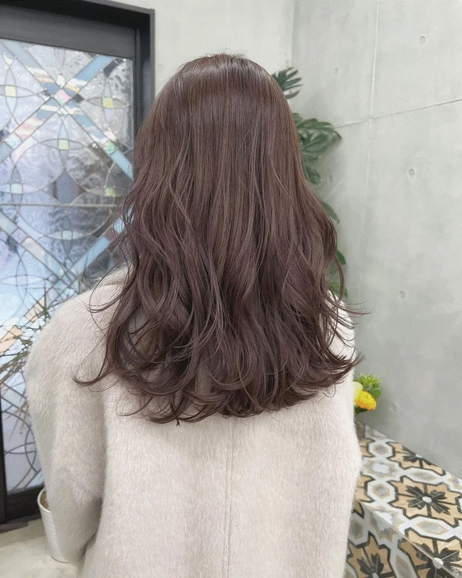 8 màu tóc nhuộm tông nâu tôn da trắng, khéo làm mờ dấu vết lão hóa cho các nàng 30+-4