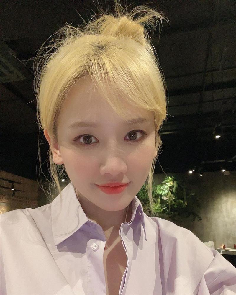 Đệ nhất phá tóc xơ xác như rơm gọi tên Hari Won-5