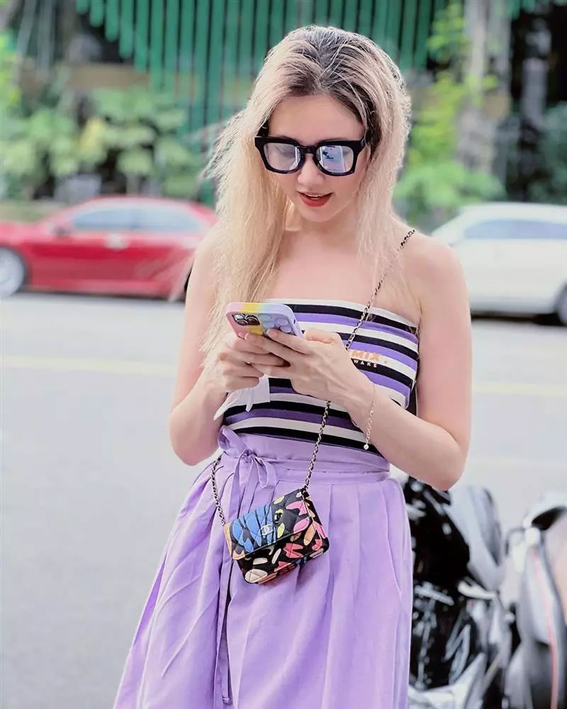 Đệ nhất phá tóc xơ xác như rơm gọi tên Hari Won-1