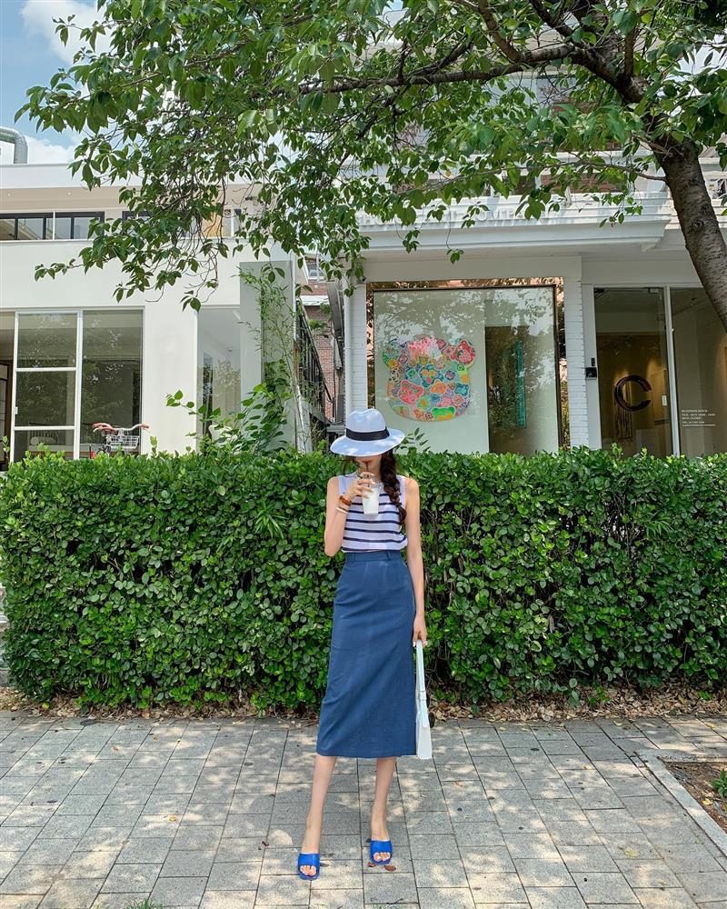 Mặc váy thì đi giày gì? 5 gợi ý giúp tôn dáng và không làm mất vẻ nữ tính-3