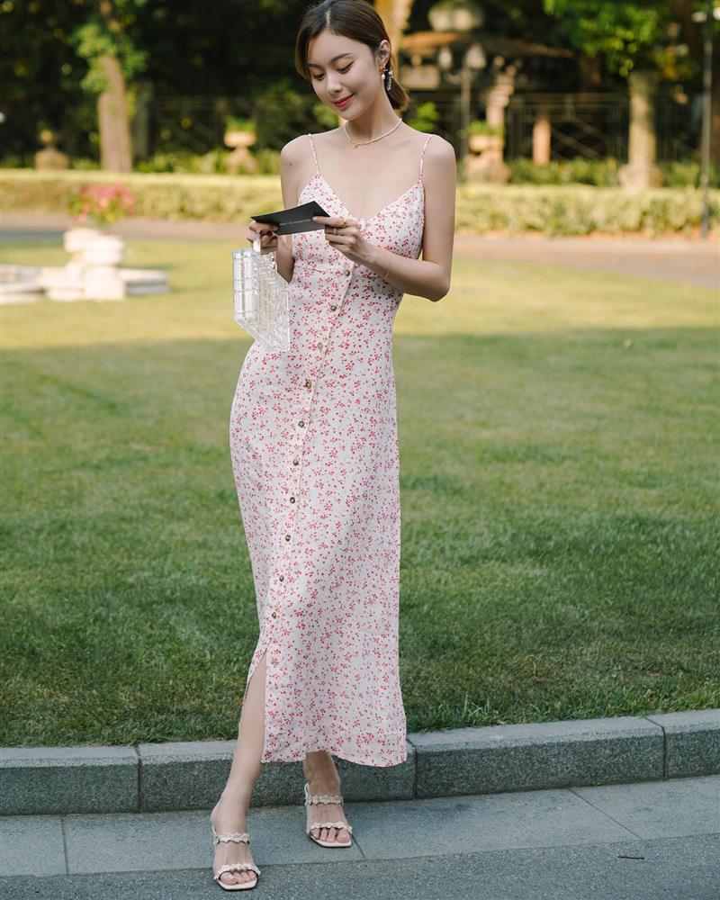 Mặc váy thì đi giày gì? 5 gợi ý giúp tôn dáng và không làm mất vẻ nữ tính-9