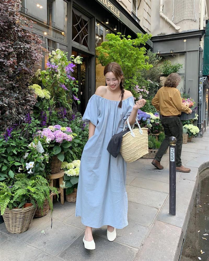 Mặc váy thì đi giày gì? 5 gợi ý giúp tôn dáng và không làm mất vẻ nữ tính-12