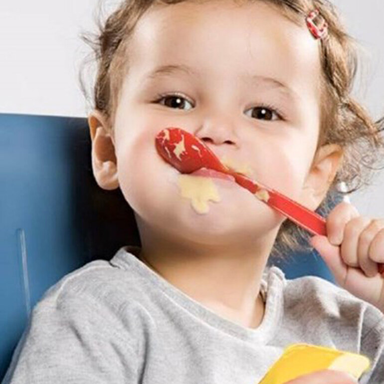 Có nên cho bé ăn váng sữa hàng ngày? Váng sữa có tốt không?-2