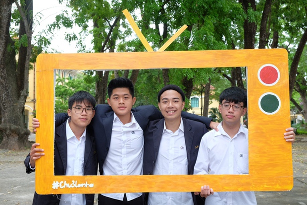 Nam sinh trường Chu Văn An trúng tuyển 12 trường Đại học ở Mỹ: Không chỉ học giỏi còn là MC đa tài-6