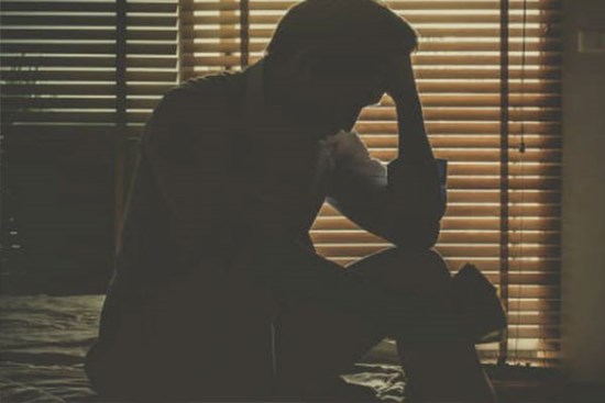 Quay clip 'mây mưa' rồi gửi cho chồng của nhân tình