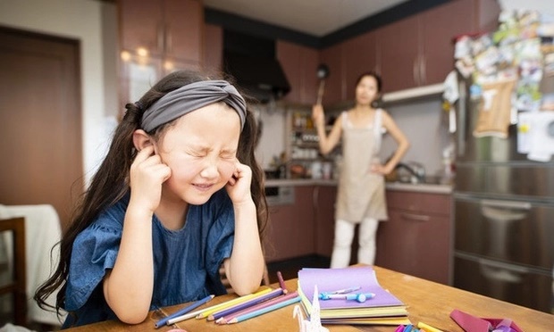 Thường xuyên so sánh con mình với con nhà người ta, người mẹ khóc nấc khi nhận được mẩu giấy vỏn vẹn 7 chữ!-2