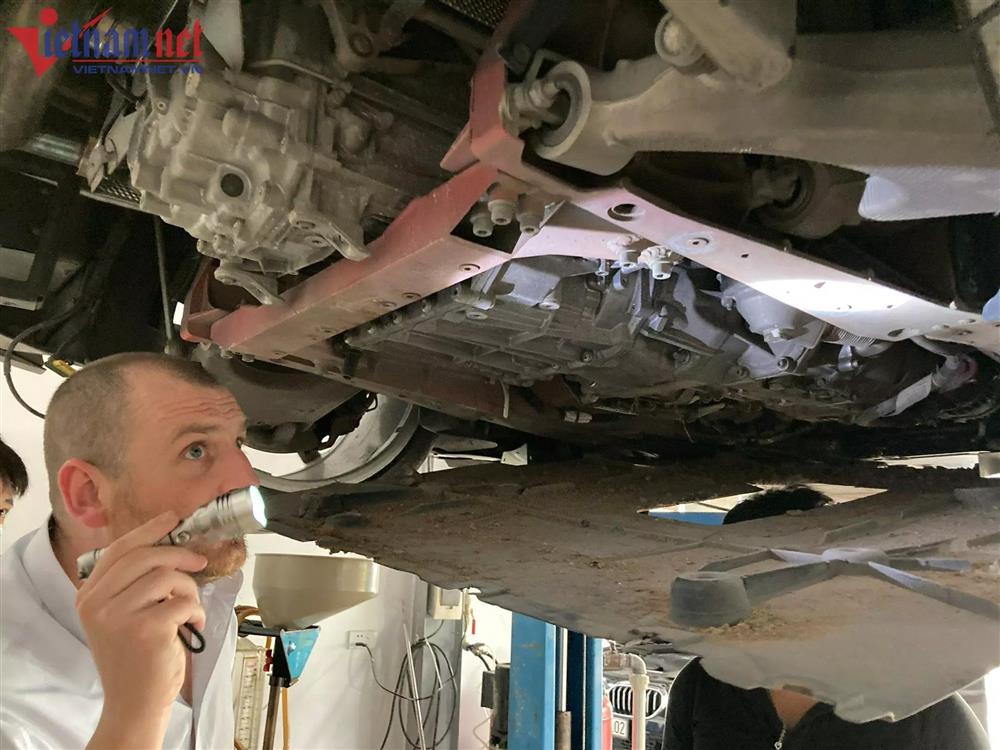 Chủ siêu xe Ferrari bị tai nạn yêu cầu bồi thường bằng xe mới-2