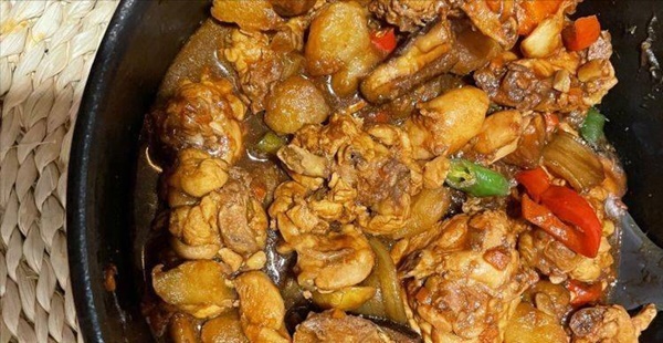 Gà hầm nên ninh trực tiếp hay chần qua nước trước? Dạy bạn một mẹo nhỏ, gà ăn ngon ngọt, không tanh-6