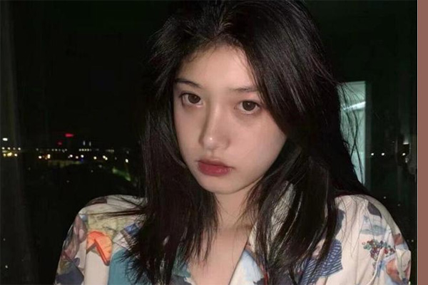 Lần thứ 3 chồng nói ly hôn, tôi trả anh kỷ vật ấy rồi dắt con đi thẳng-1