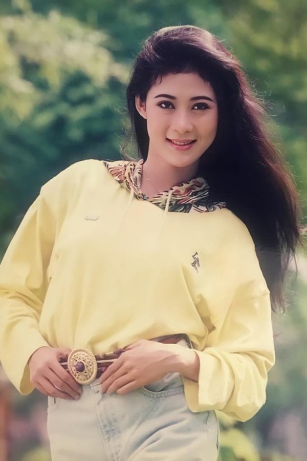 Thời son sắc nổi đình đám của nữ hoàng ảnh lịch” Diễm Hương-5