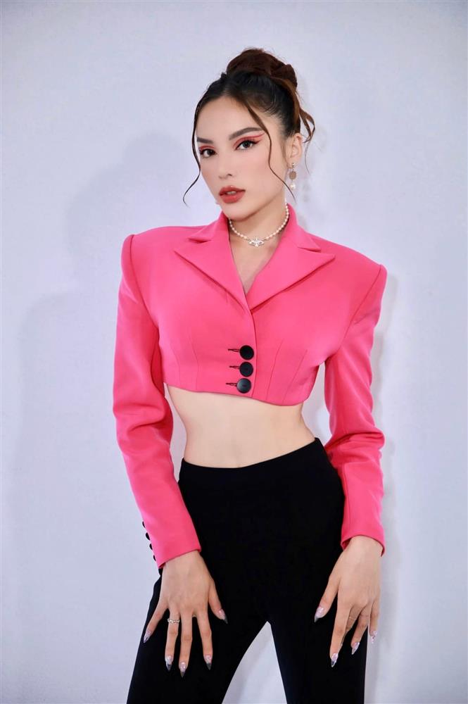 Kỳ Duyên chia sẻ kinh nghiệm đốt mỡ bụng để có được vòng eo 59cm-8