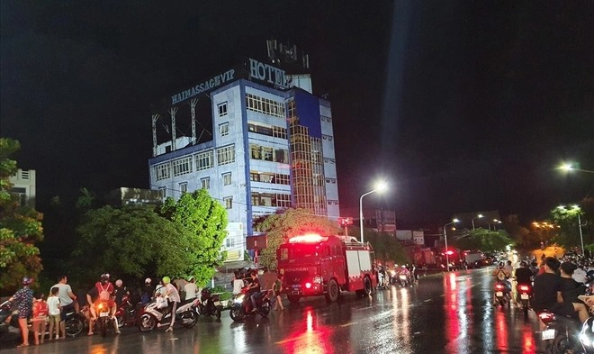Nhà 6 tầng ở Hải Phòng đổ sập trong đêm-1