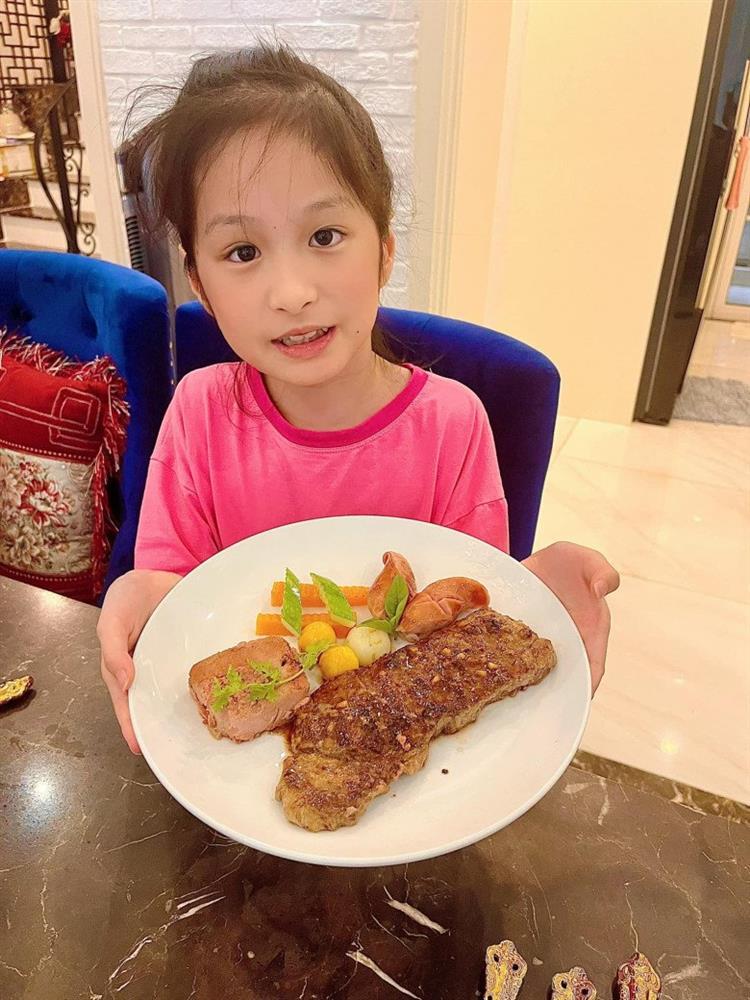 Bị mỉa nhà giàu mà nuôi con quá gầy, Đoàn Di Băng đáp sốc-5