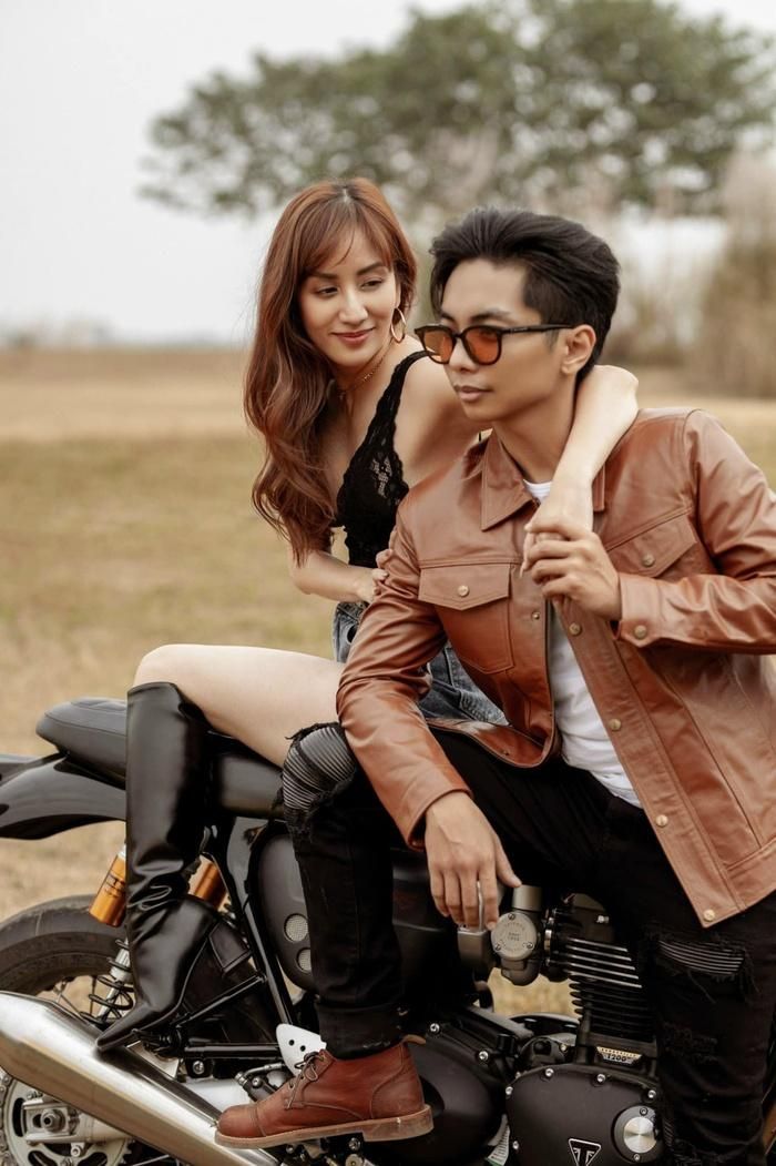 Vợ chồng Khánh Thi bắt trend thả thính: Nụ hôn lãng mạn trong trang phục cưới khiến fan xuýt xoa!-1