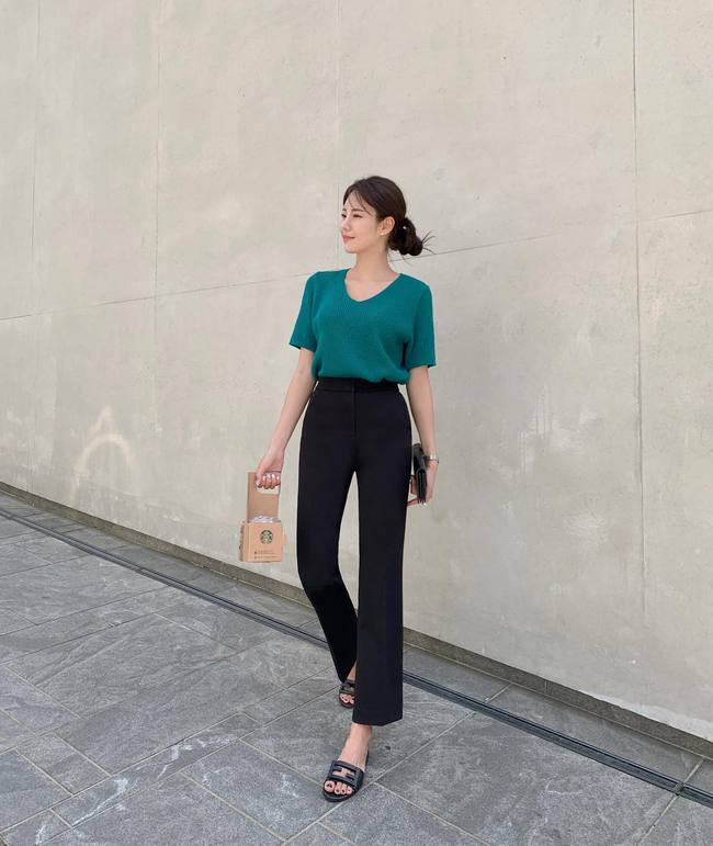 13 set đồ cho ngày mưa, đi làm hay đi chơi cũng đều chỉn chu và sành điệu-8