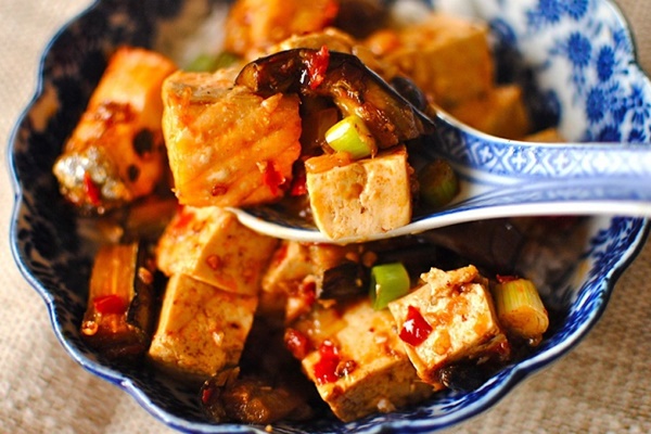 8 thực phẩm rẻ bèo nhưng giàu canxi giúp cải thiện sức khỏe xương ở tuổi 40-2