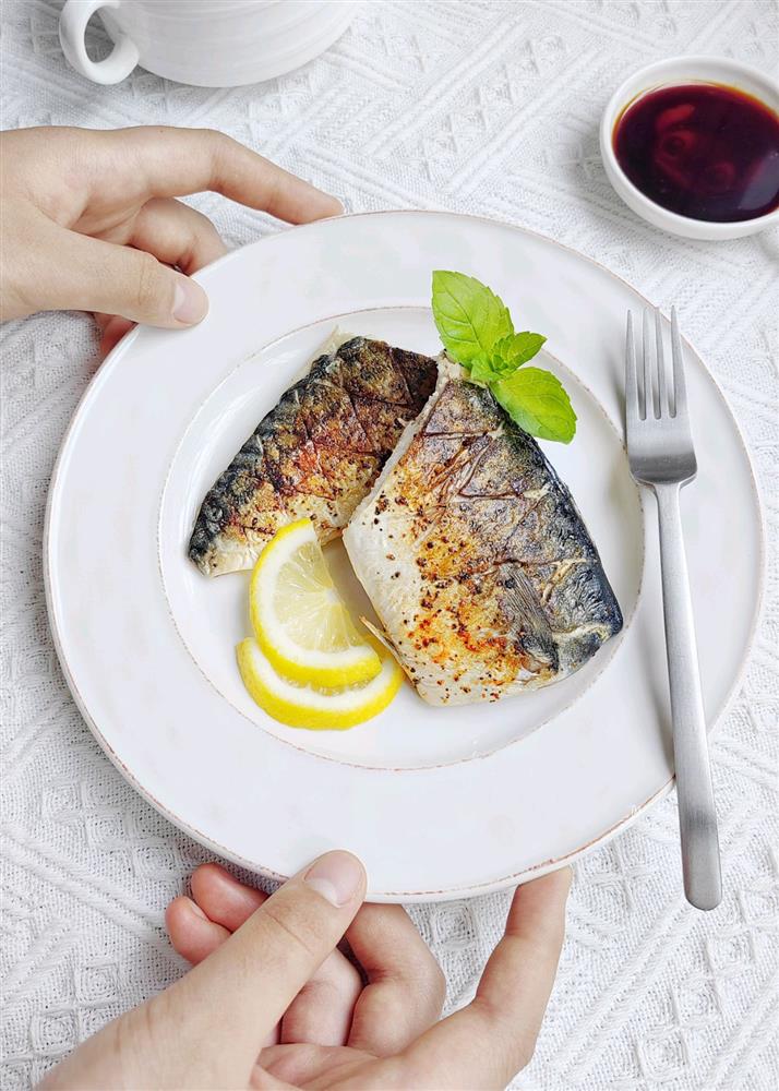 Người Nhật có cách chiên cá đơn giản mà ăn ngon hết cỡ!-6