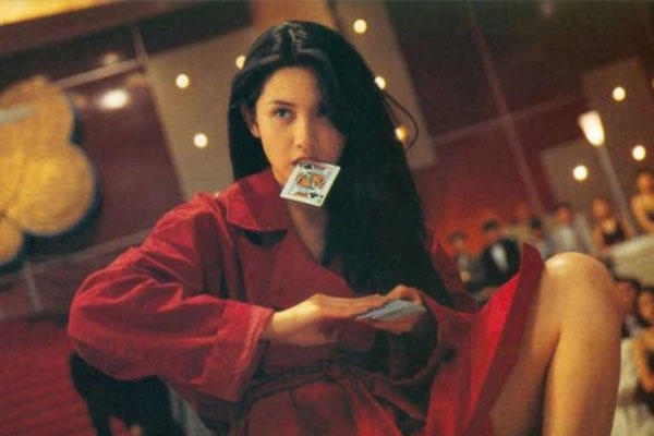 Cuộc sống của biểu tượng gợi cảm” một thời sau 23 năm nghe lời chồng bỏ nghề-2