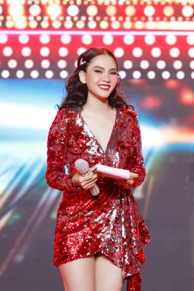 Sắc vóc cùng học vấn đáng nể của tân Hoa hậu Thế giới Việt Nam 2022-4