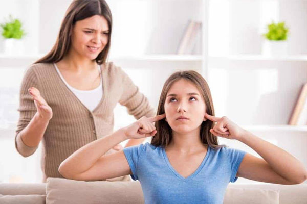 Hai giai đoạn trẻ rơi vào khủng hoảng, tâm lý nhạy cảm nhất: Cha mẹ lơ là, con dễ lầm đường lạc lối-5