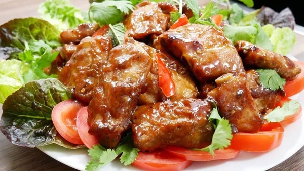 Sườn lợn kho với loại nước này ăn đưa cơm ai cũng thích-5