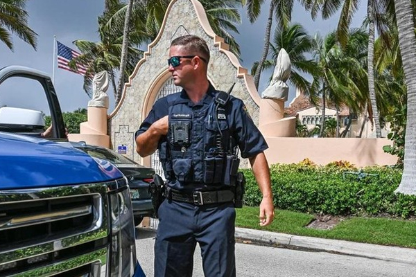 Sở hữu khối tài sản hàng tỉ USD, cựu Tổng thống Mỹ Trump tiêu tiền ra sao?-8